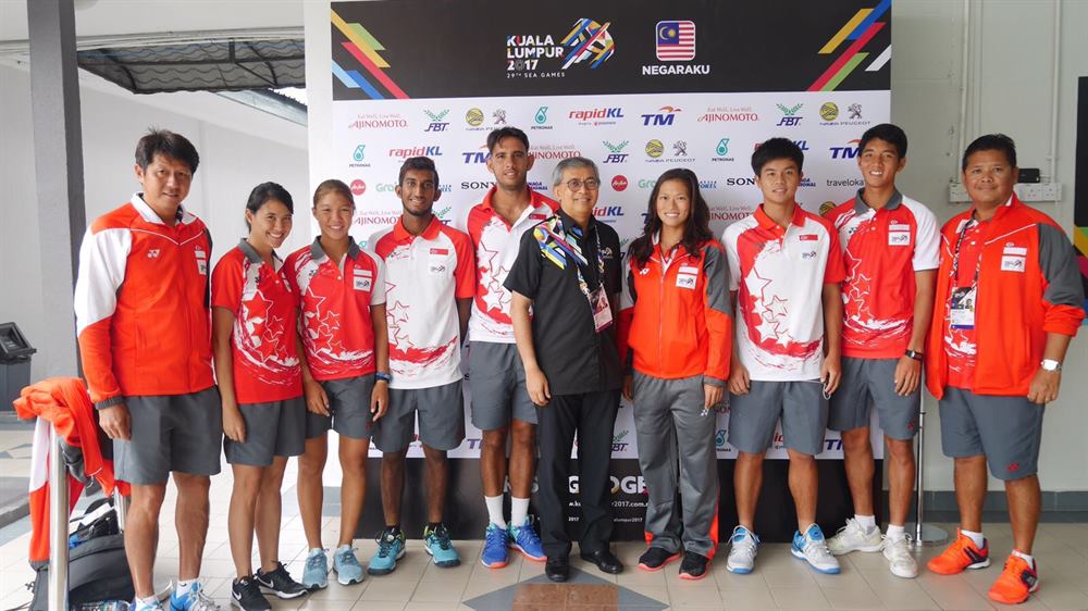Singapore team line-up at the SEA Games